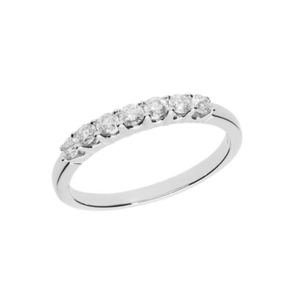 sortija oro banco piedras